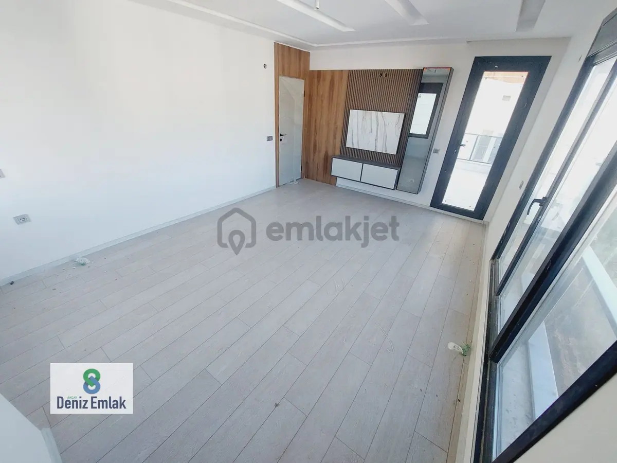Denizden Akçayda Denize 75 M Ebeveynli Satılık 3+1 Daire. - 19