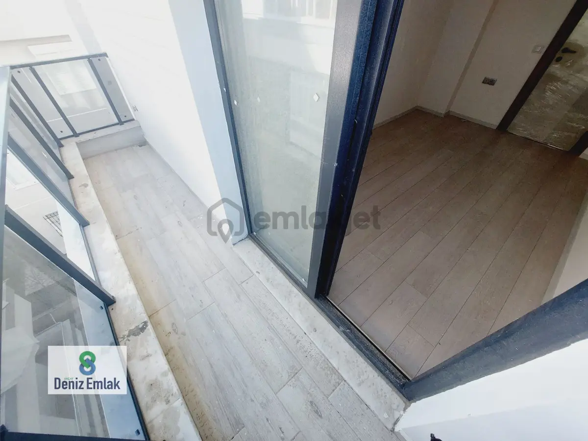 Denizden Akçayda Denize 75 M Ebeveynli Satılık 3+1 Daire. - 12