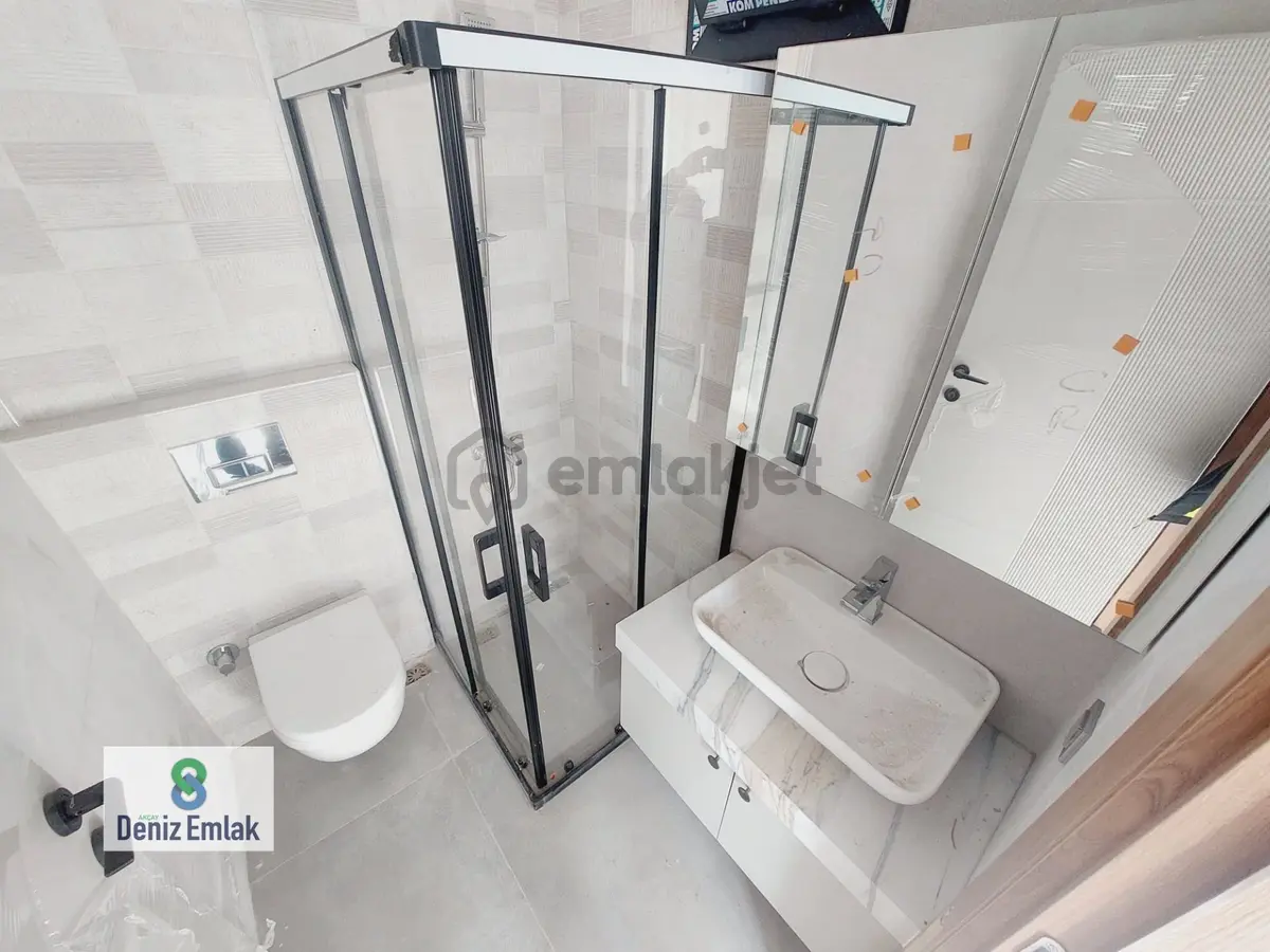 Denizden Akçayda Denize 75 M Ebeveynli Satılık 3+1 Daire. - 24
