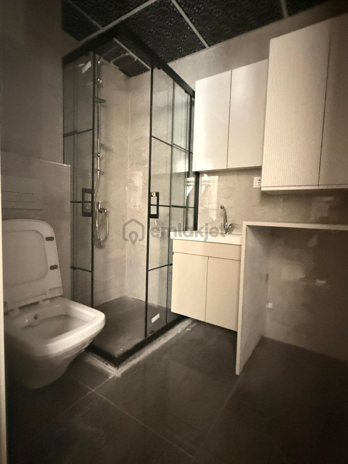 Binyapı'dan Bağbaşı Zümrütte G.odalı E.banyolu 3+1 Lüks Daireler - 16