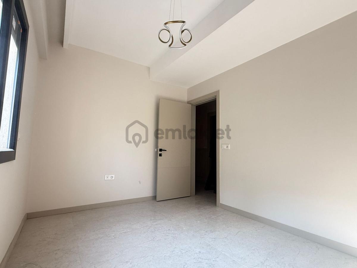 Binyapı'dan Bağbaşı Zümrütte G.odalı E.banyolu 3+1 Lüks Daireler - 14