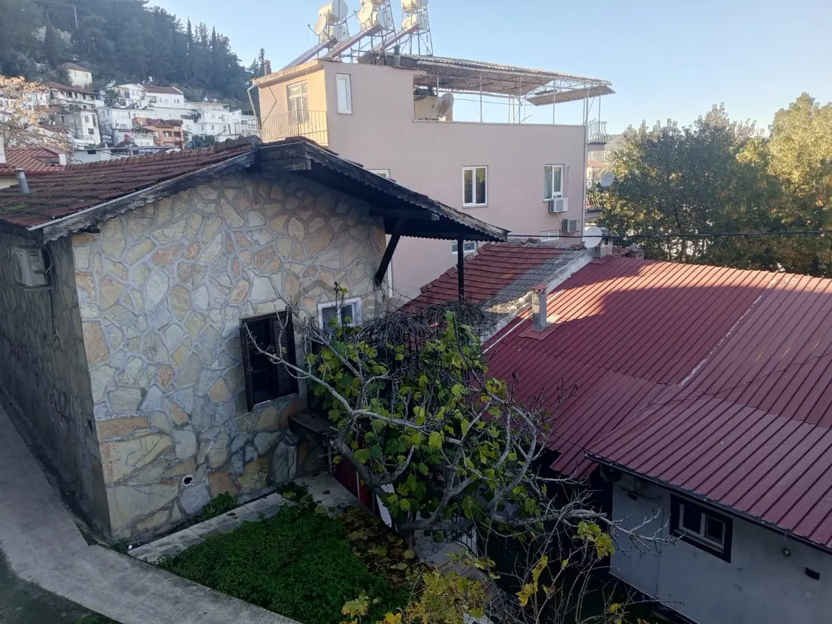 Akdeniz Emlakta Müstakil Satılık Bina - 4