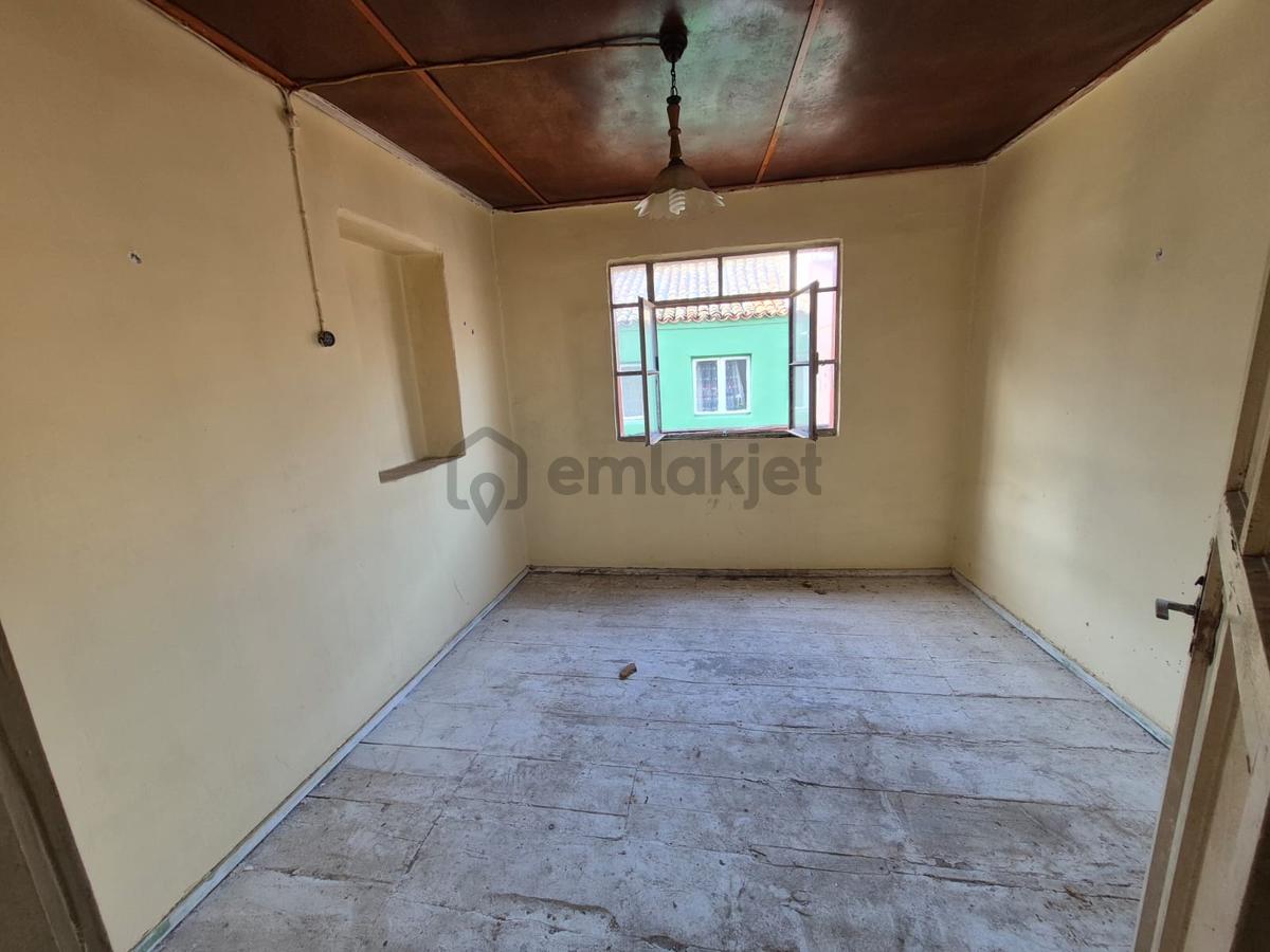 Rumeli World'den Ayvalık Merkezde Satılık Rum Evi - 9
