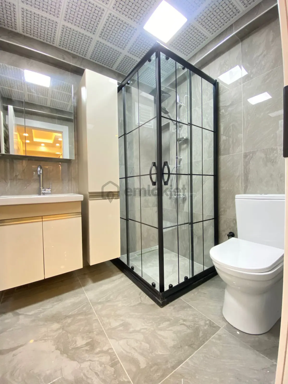 Süvari Mahhallesinde Satılık 3+1 Lux Yapılı Ara Kat Daire - 8