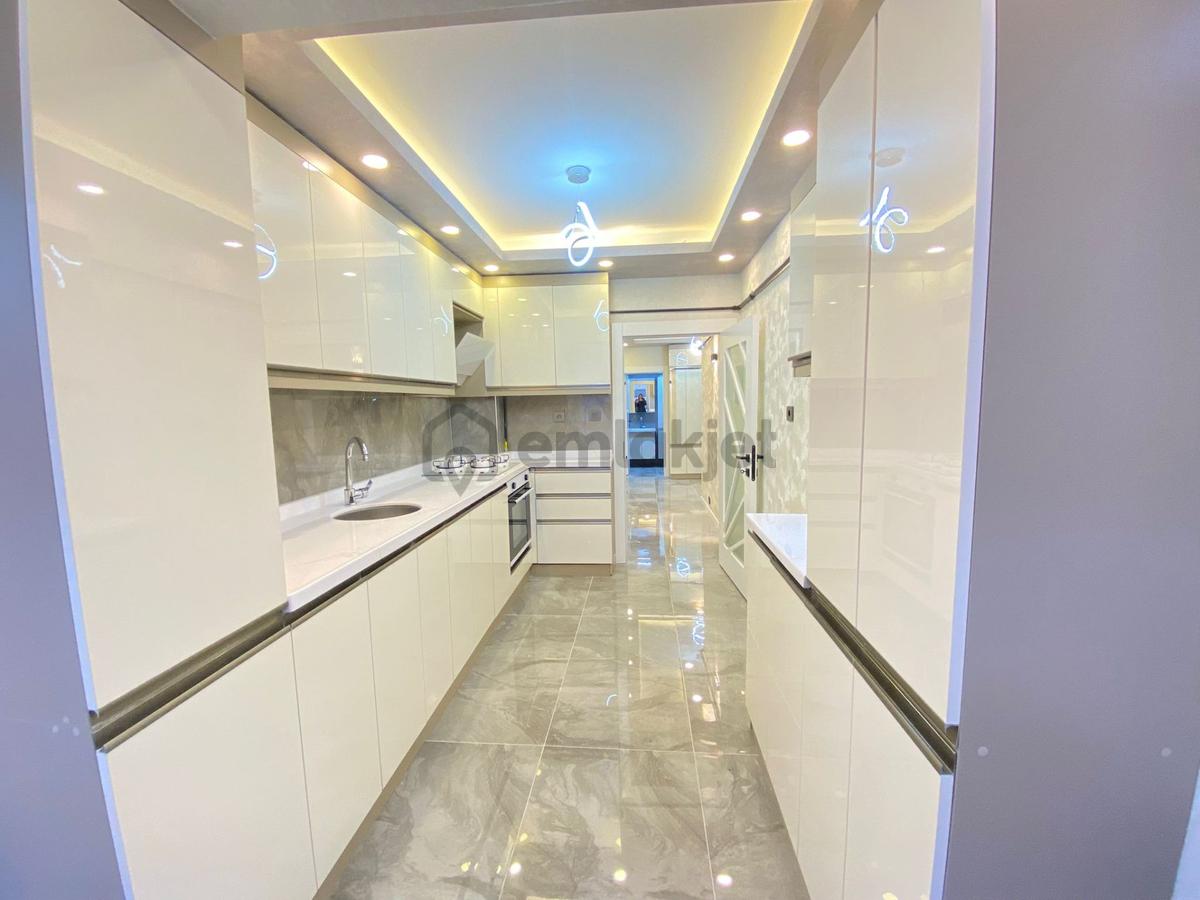 Süvari Mahhallesinde Satılık 3+1 Lux Yapılı Ara Kat Daire - 14