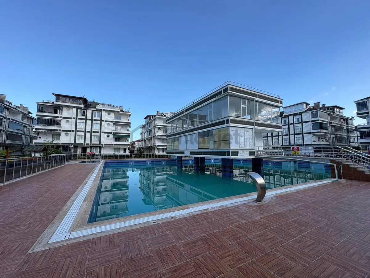 Karasu’da Satılık 2+1 Daire Denize Çok Yakın Havuzlu Sitede - 3