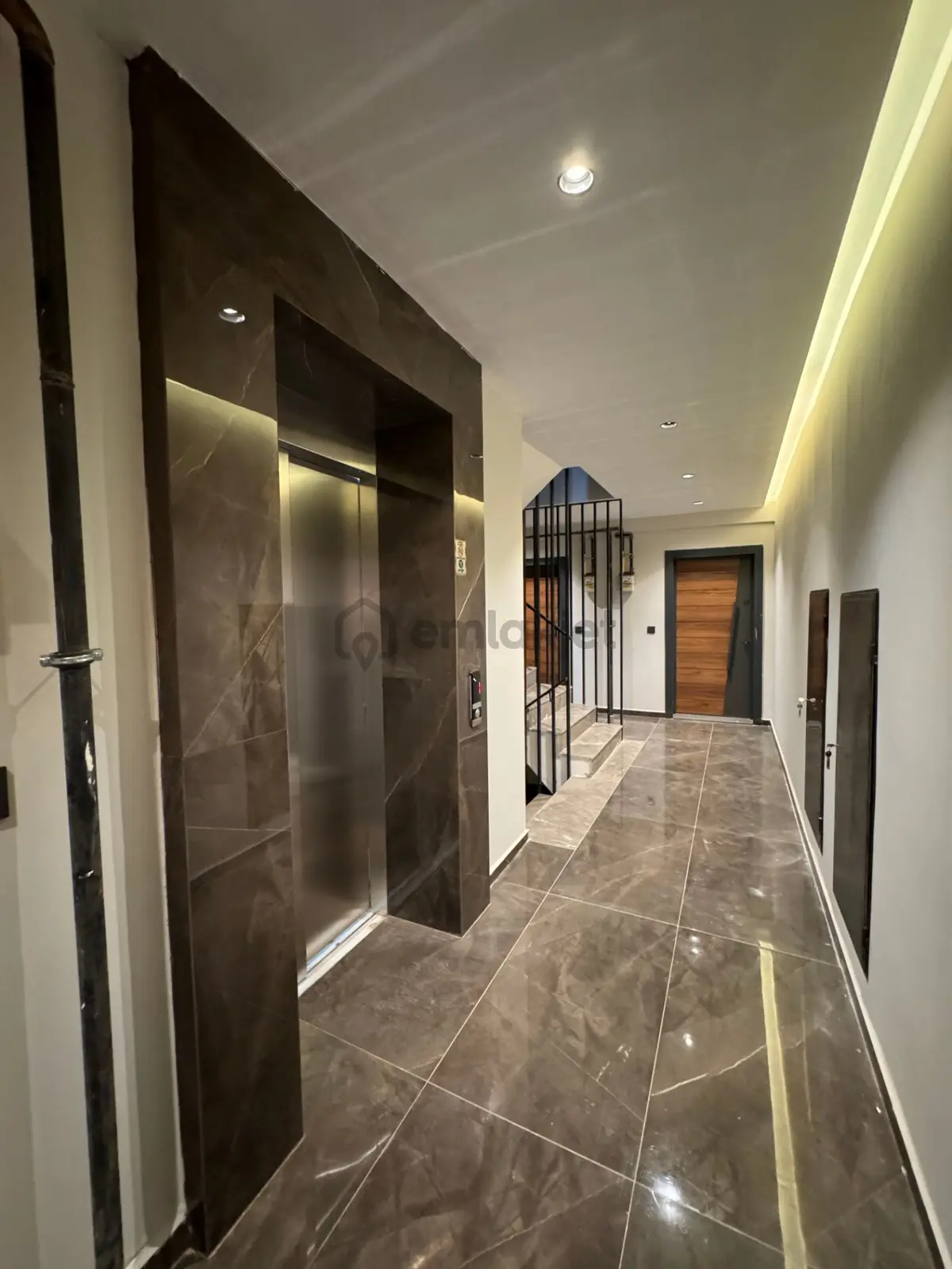 Söke Çeltikçi'de Satılık Sıfır 2+1 Modern Daire - 17