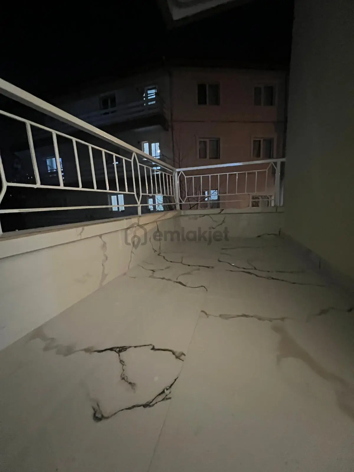 Esertepe Mahallesi'nde Kat Konumunda 3+1 Daire! - 13