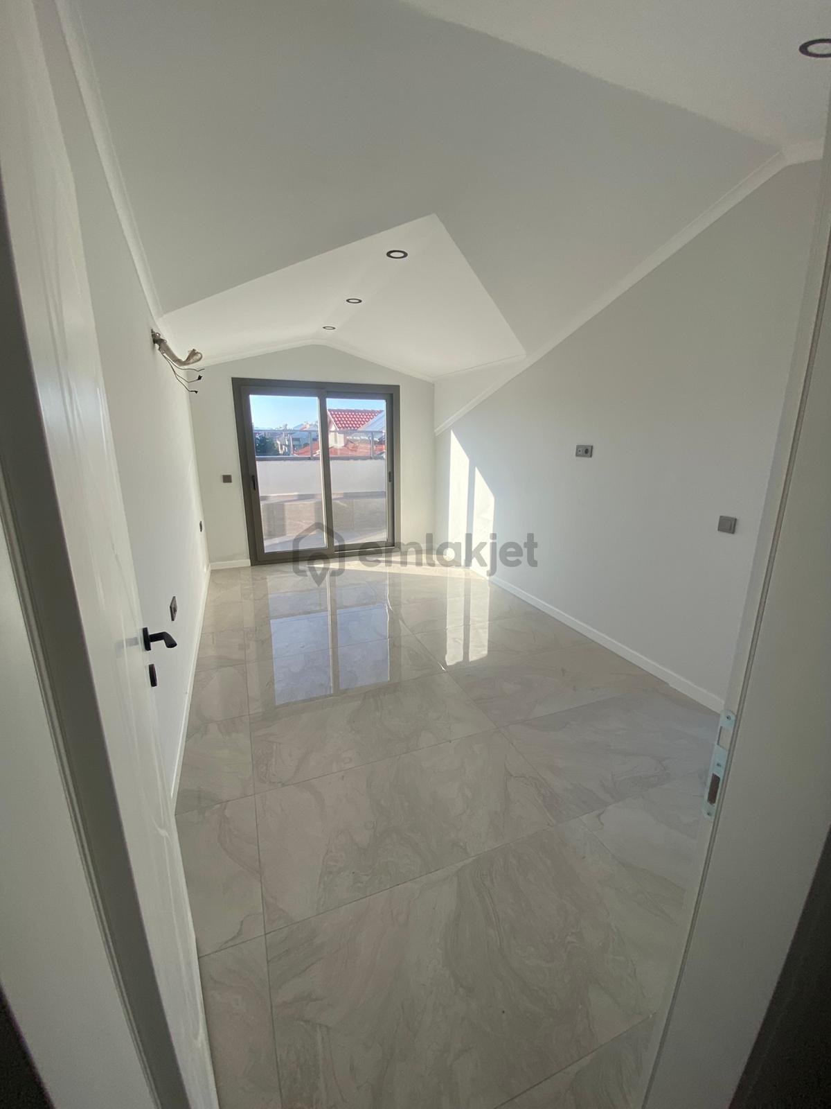 Akarca Mahallesinde Satılık Villa - 31