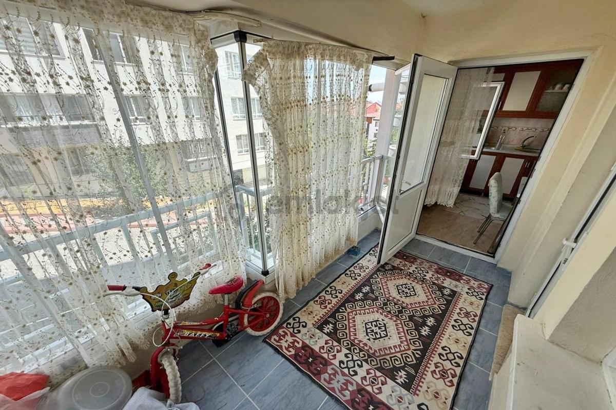 Bademlik Mahallesi'nde Cadde Üzeri 2+1 Daire! - 7