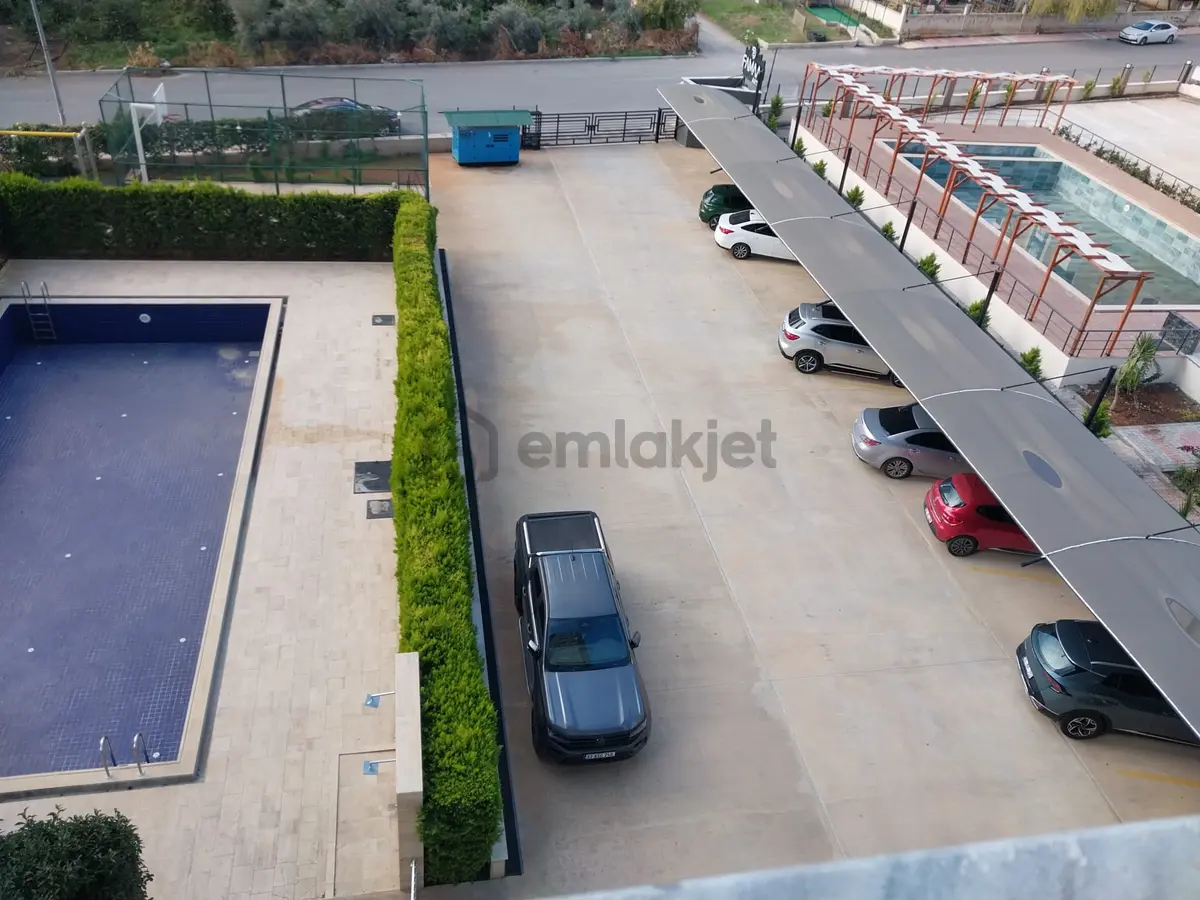 Mezitli Akdeniz Mahallesi'nde Lüks Geniş Daire - 12