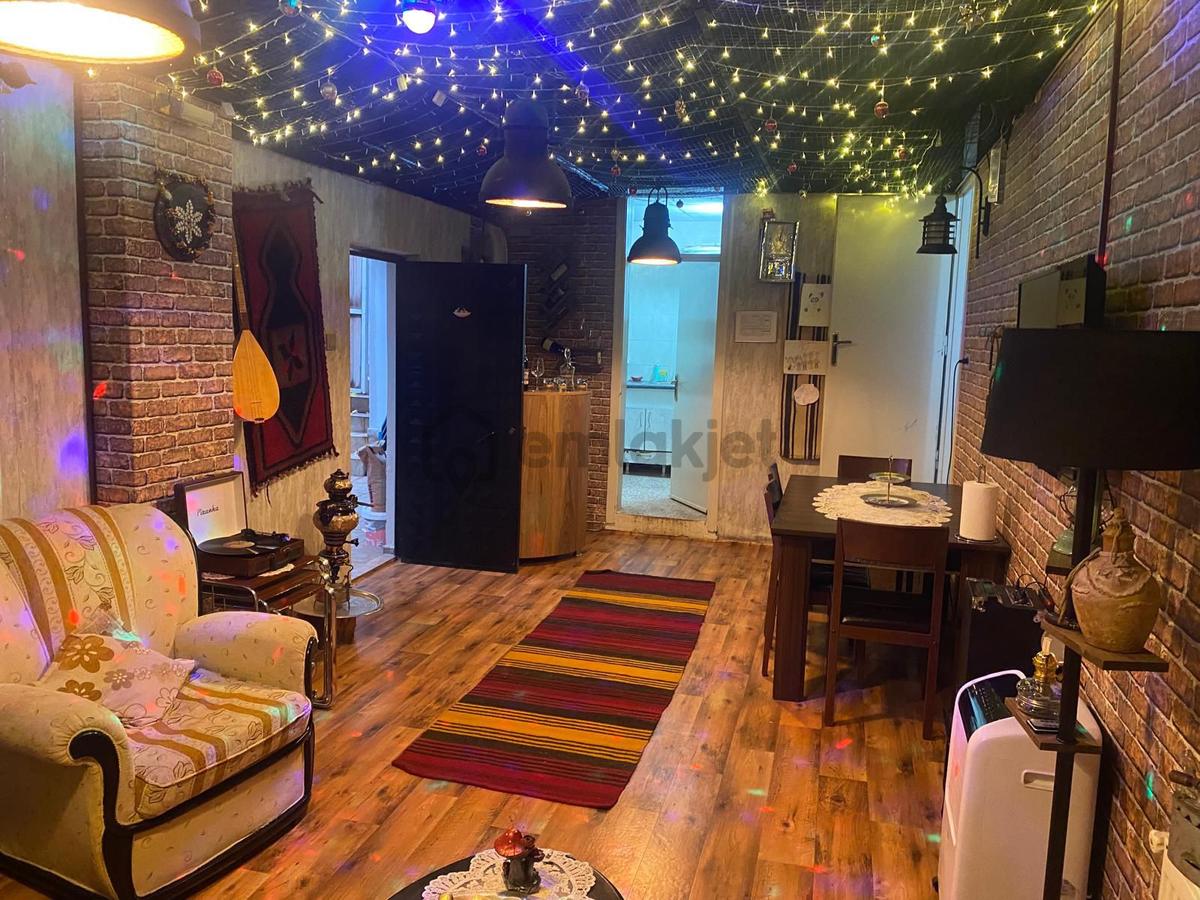 Tugayda 4 Katlı Acil Satılık Villa - 23
