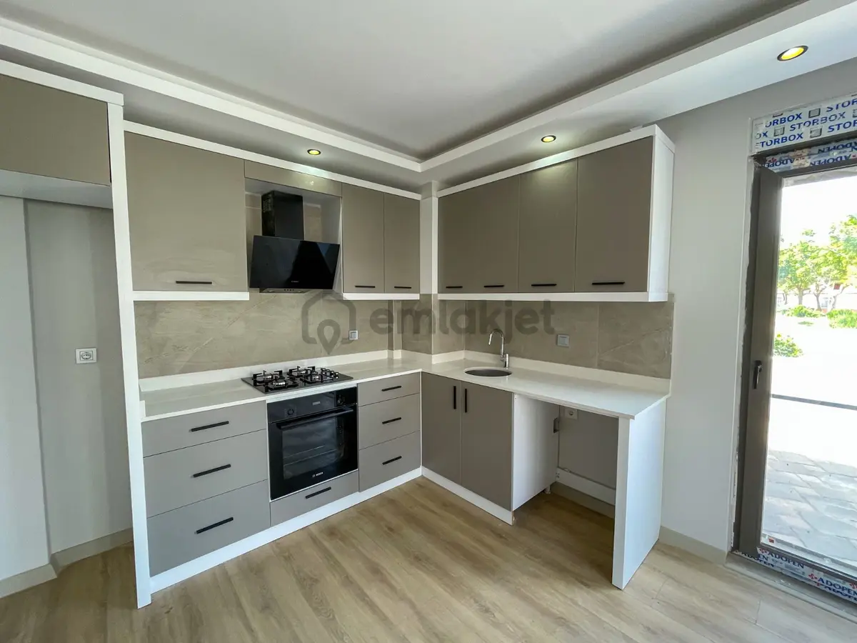 Kardeşkentler Caddesi Dibi Sıfır Satılık Daire - 3