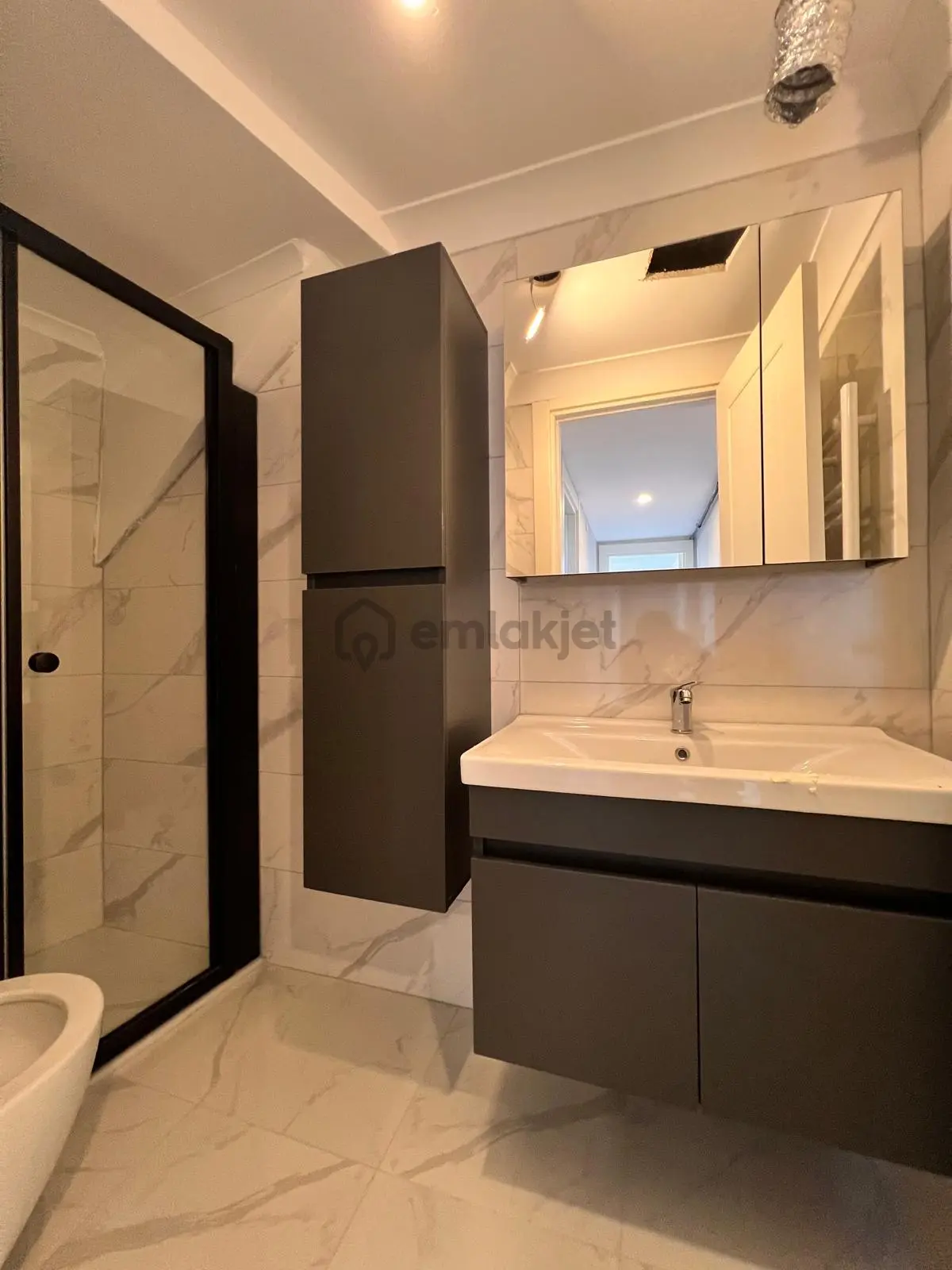 K.yalı E'5 Metroya Yakın Ferah 3+1 Dubleks Daire - 34