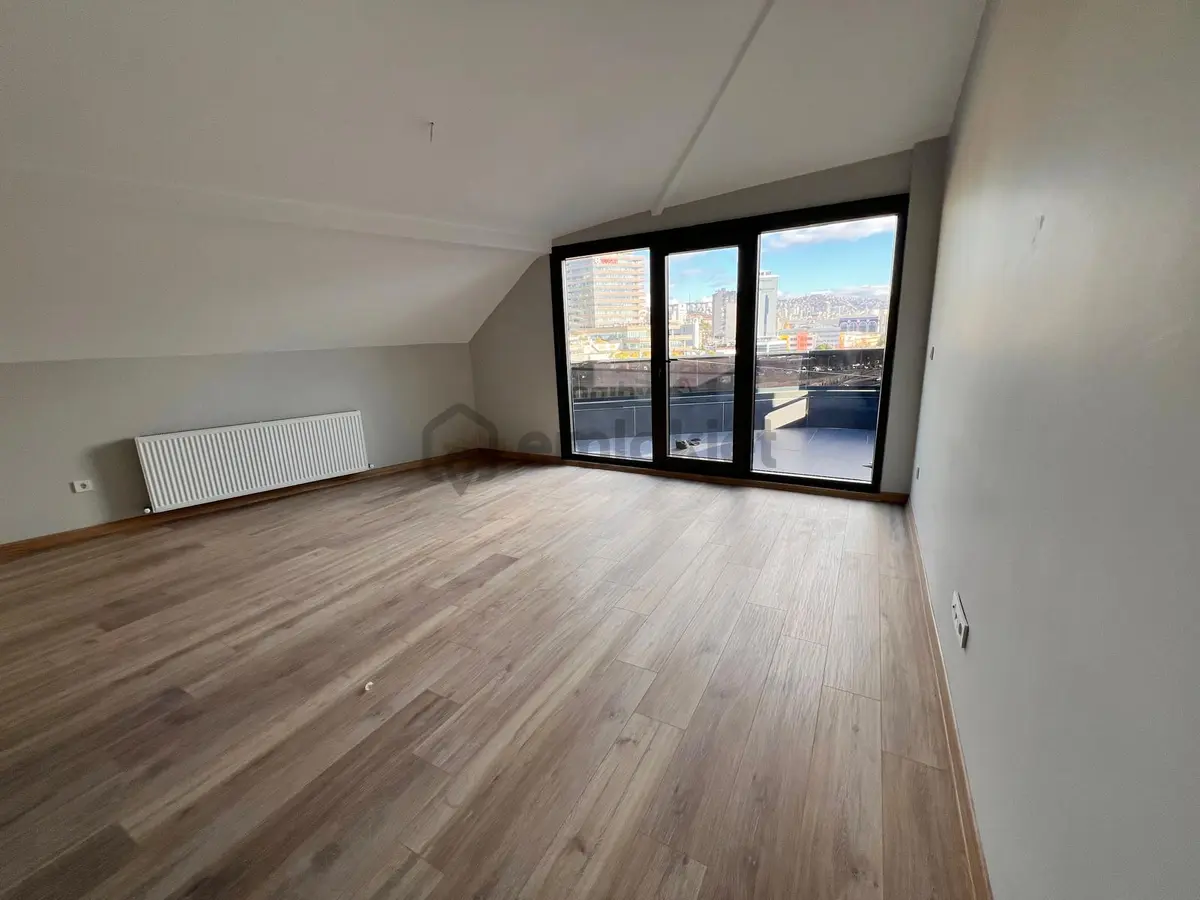 K.yalı E'5 Metroya Yakın Ferah 3+1 Dubleks Daire - 17