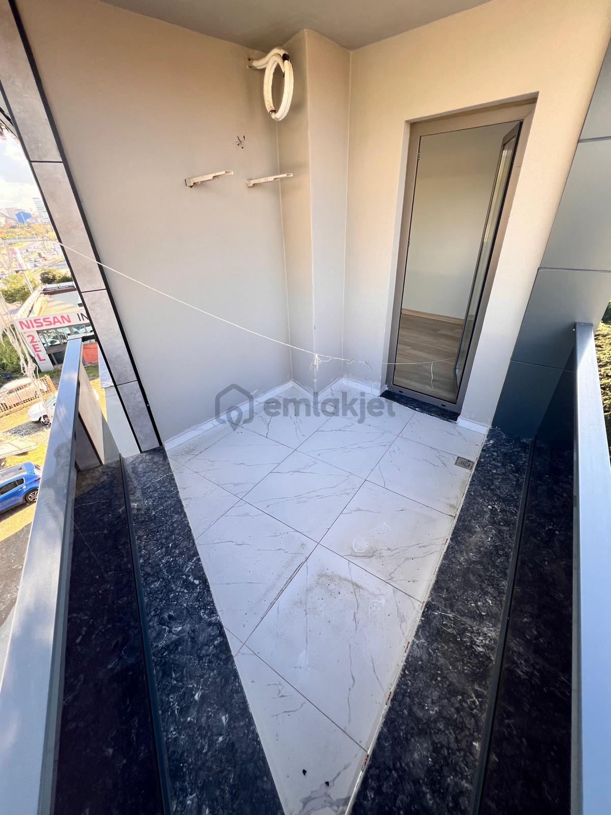 K.yalı E'5 Metroya Yakın Ferah 3+1 Dubleks Daire - 3