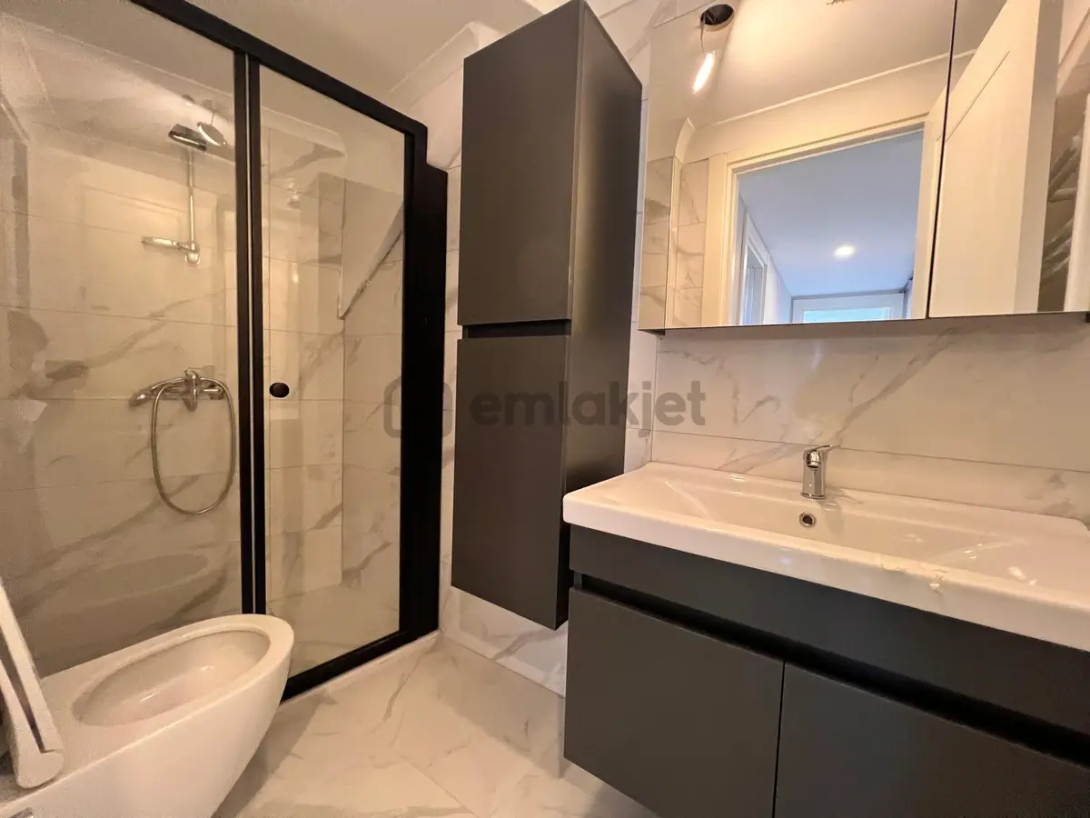 K.yalı E'5 Metroya Yakın Ferah 3+1 Dubleks Daire - 23
