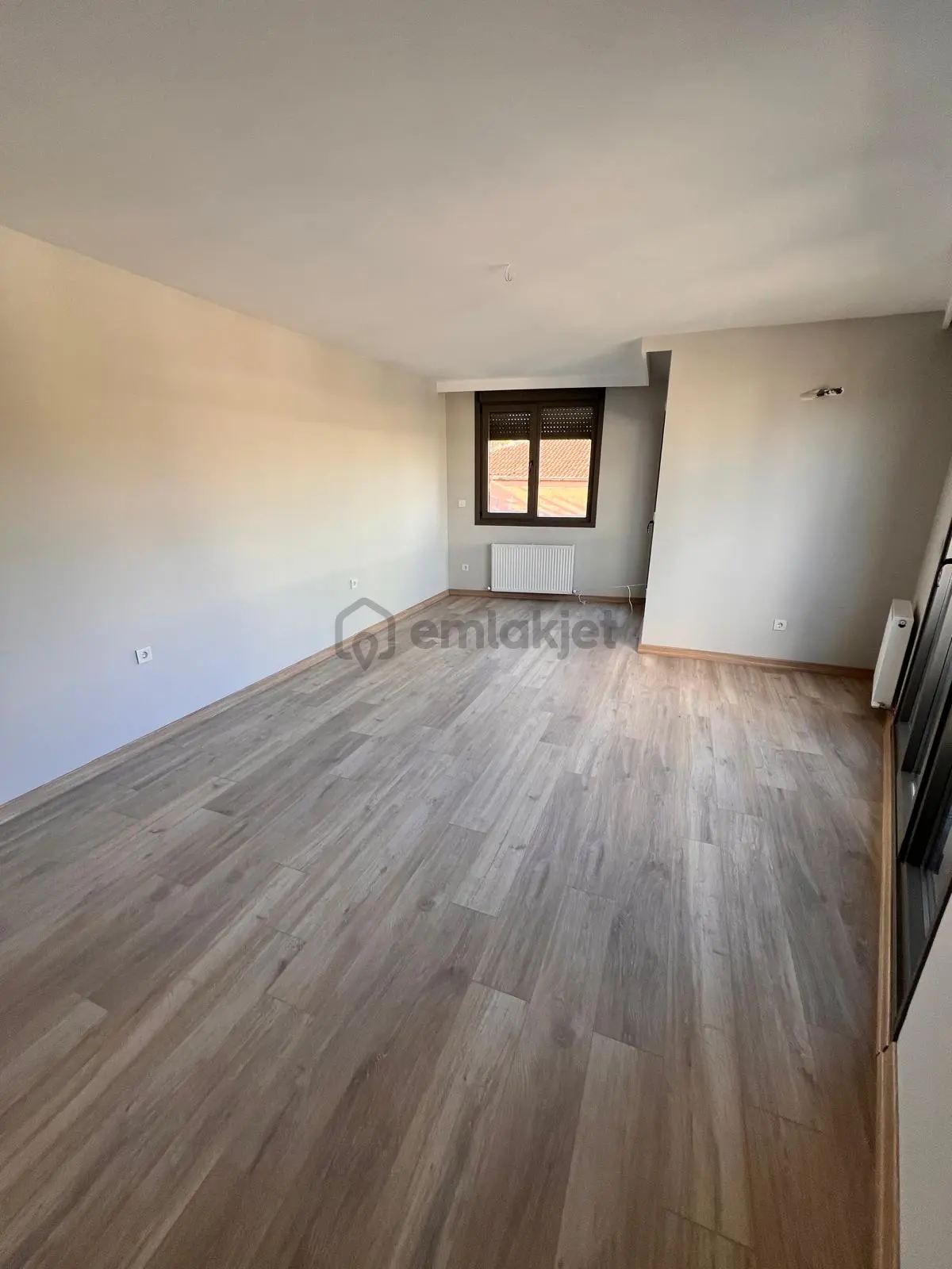 K.yalı E'5 Metroya Yakın Ferah 3+1 Dubleks Daire - 2