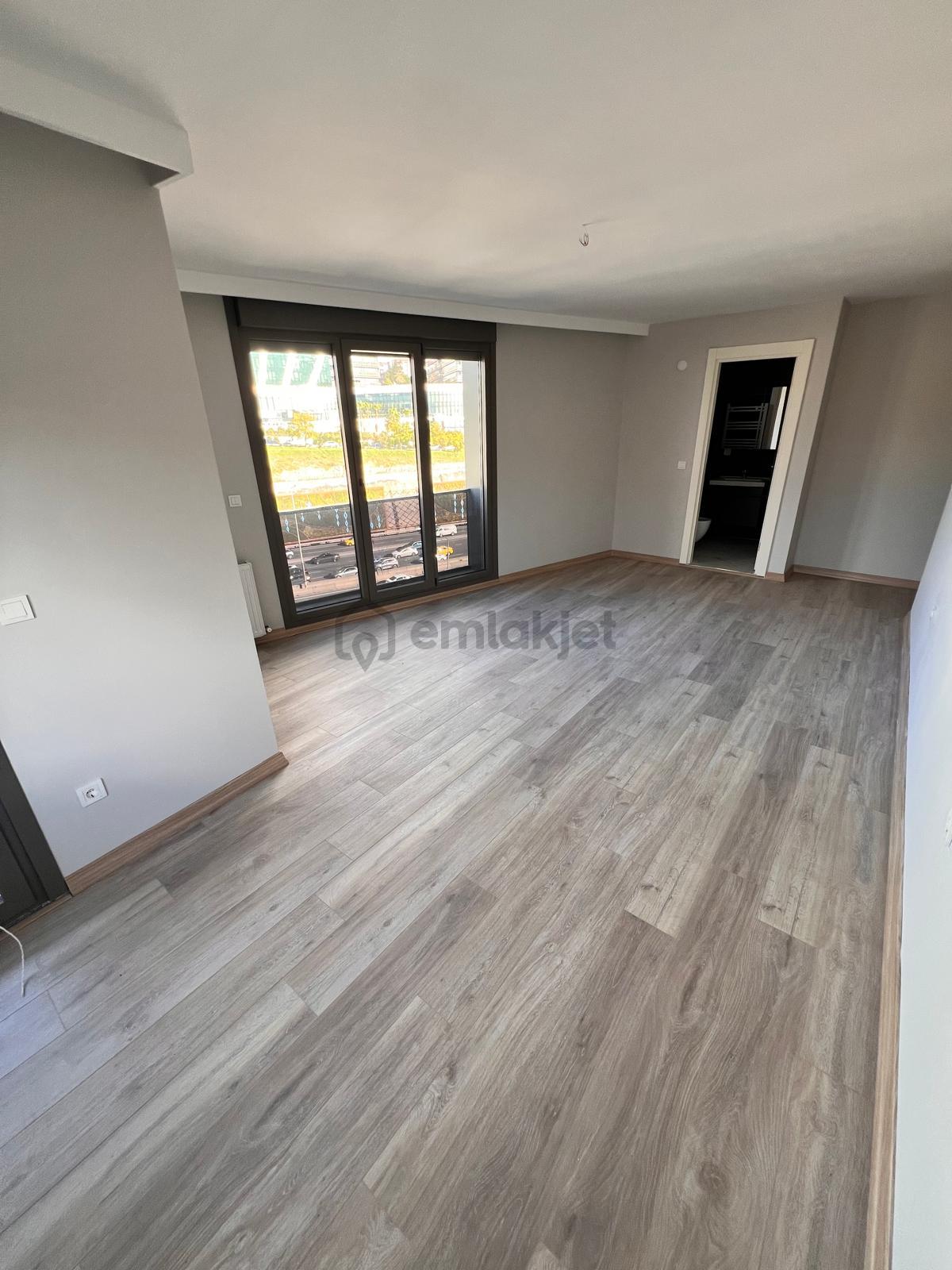 K.yalı E'5 Metroya Yakın Ferah 3+1 Dubleks Daire - 4
