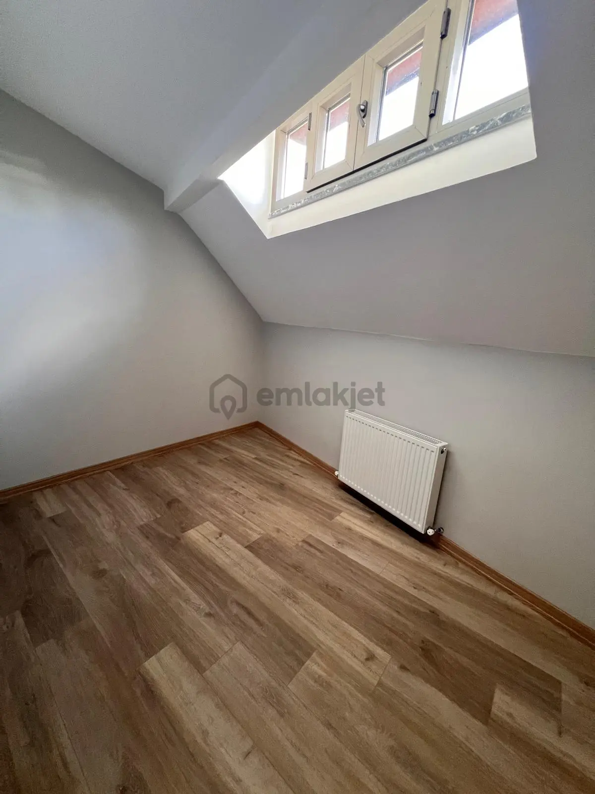 K.yalı E'5 Metroya Yakın Ferah 3+1 Dubleks Daire - 25