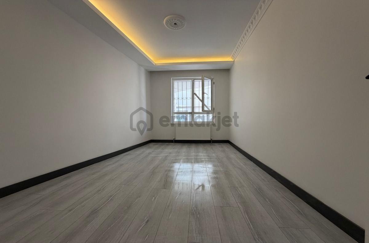 Atapark Mahallesi'nde Asansörlü Binada 2+1 Daire! - 11