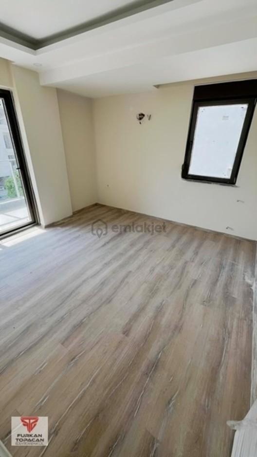 Geniş Ebeveyn Banyolu 2+1 Ayrı Mutfaklı Daire - 25