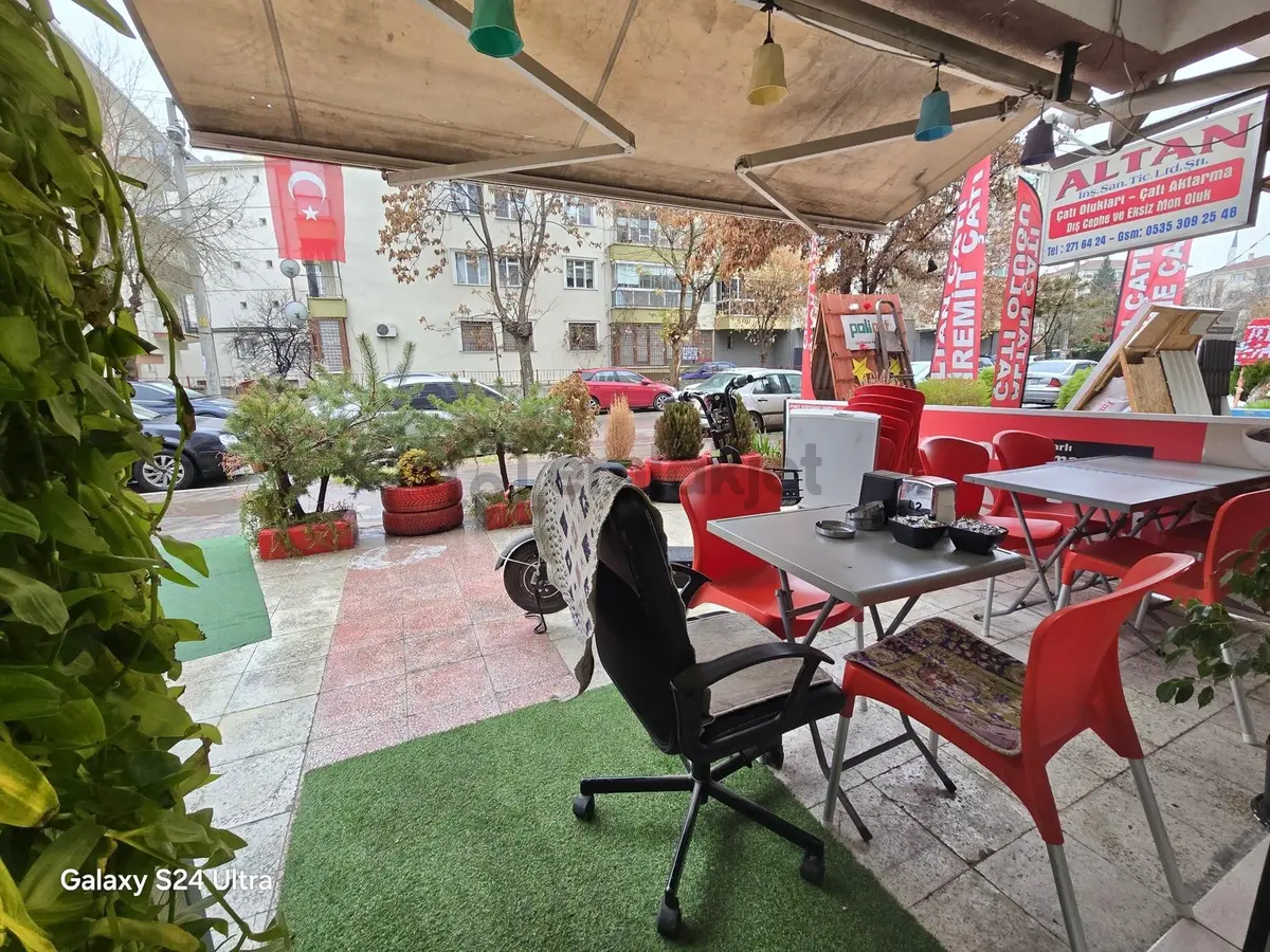 Sincan Cadde Üzeri Köşe Başı Satılık Dükkan - 5