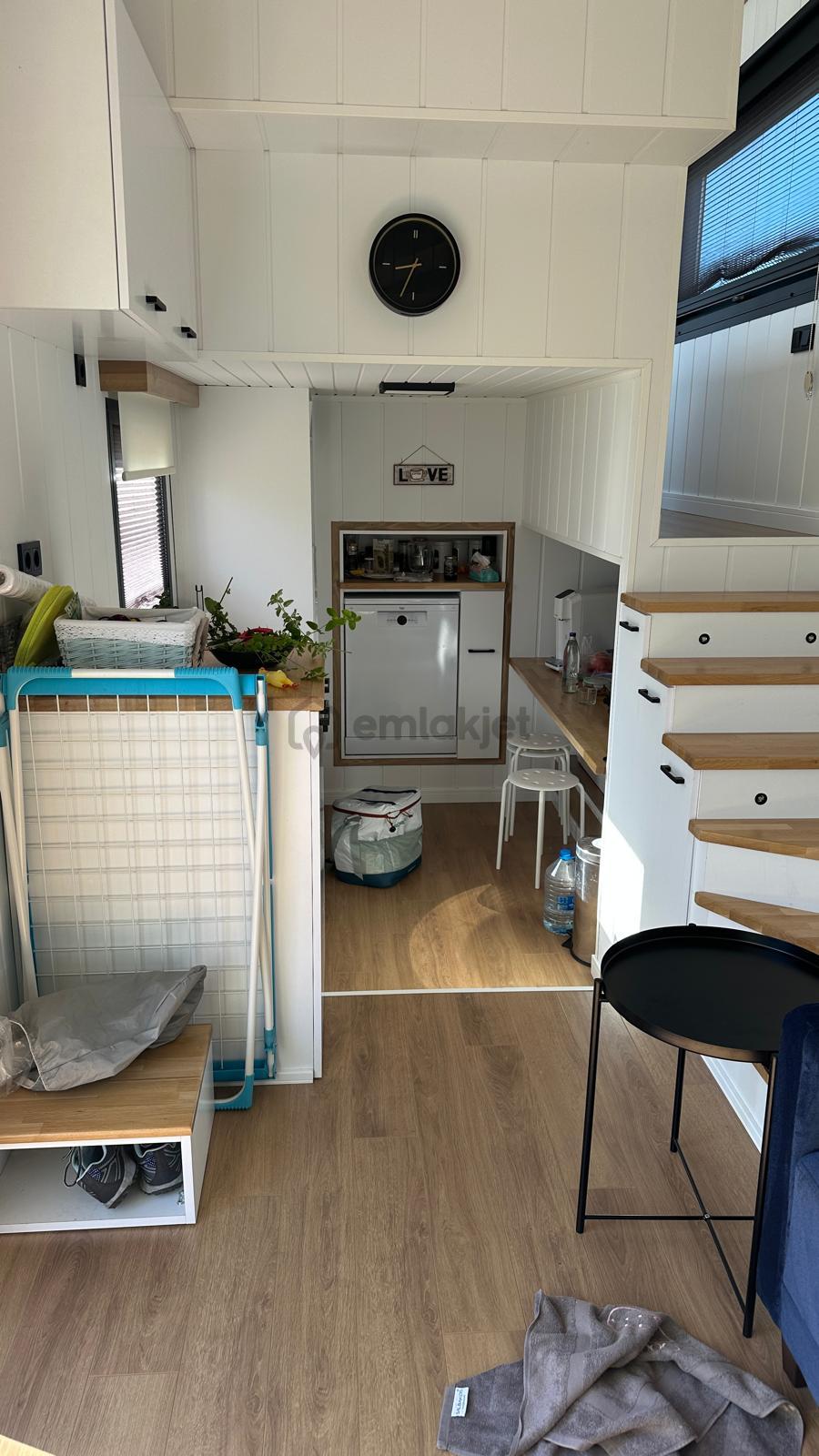 Çatalca Karamandere'de İki Parselde Harika Tiny House & Arazi - 25