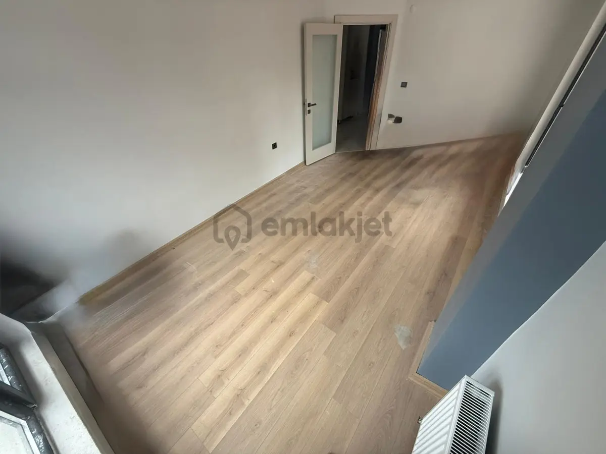Pınarbaşı Mahallesi'nde Ön Cephe Sıfır 2+1 Daire! - 11