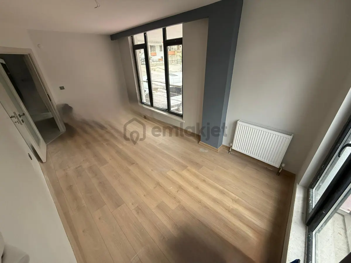 Pınarbaşı Mahallesi'nde Ön Cephe Sıfır 2+1 Daire! - 10
