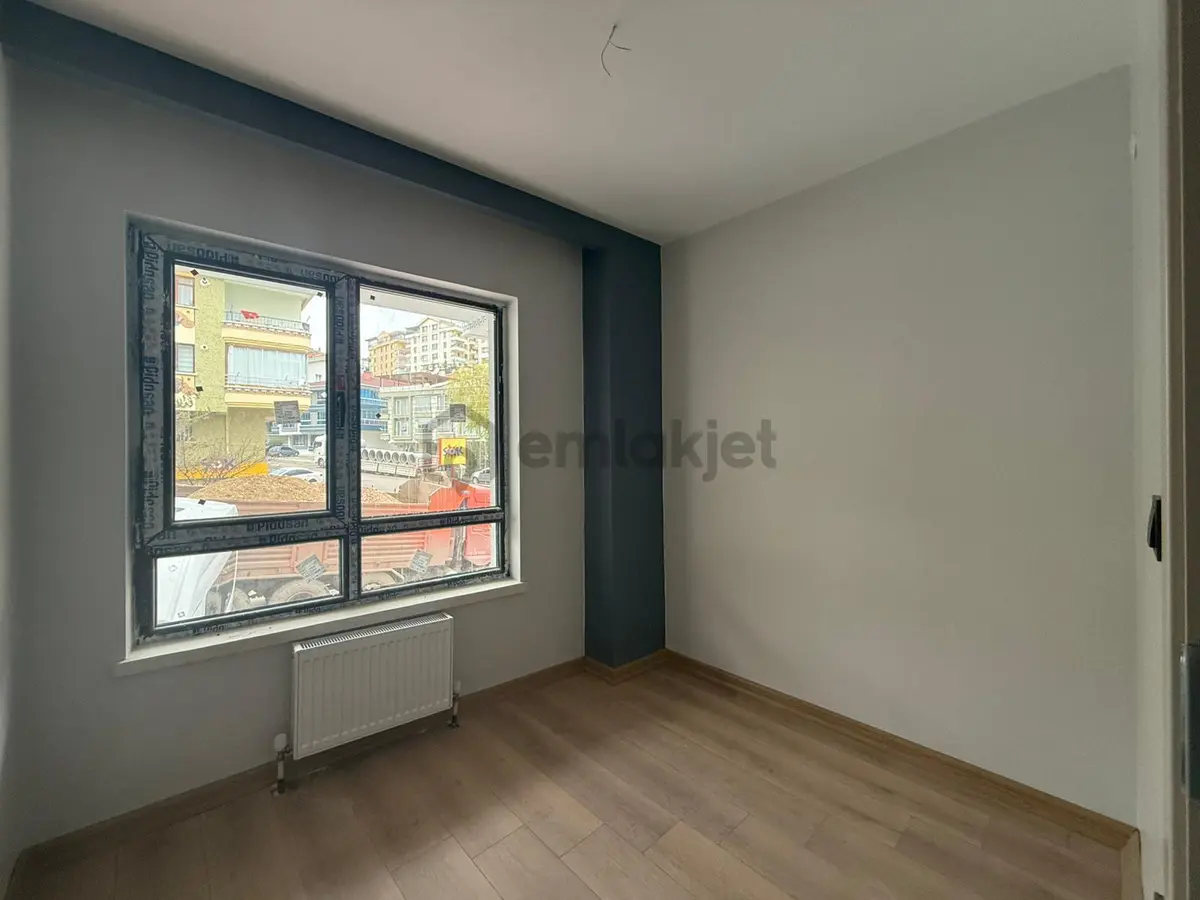 Pınarbaşı Mahallesi'nde Ön Cephe Sıfır 2+1 Daire! - 6