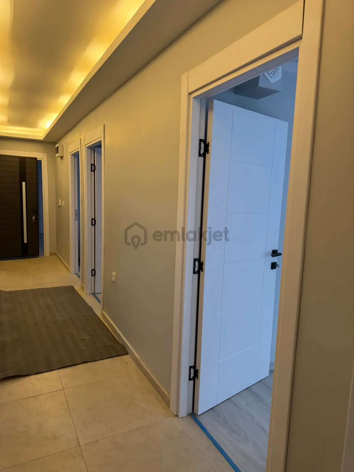 3+1 Merkezi Konumda Kapalı Otaparklı - 8