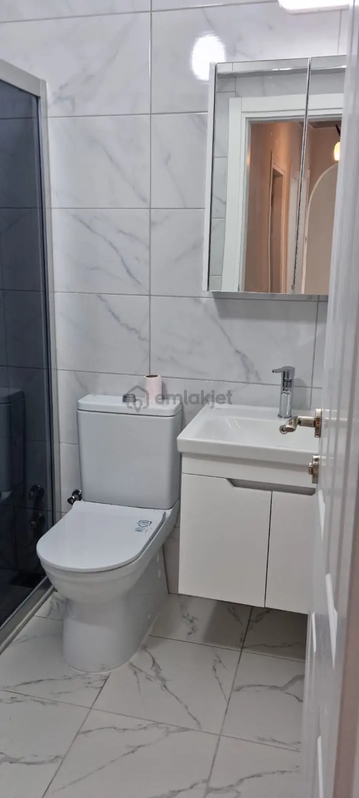 Tuzla Mahallesinde Büyük Tadilatlı 3+1 Daire - 23