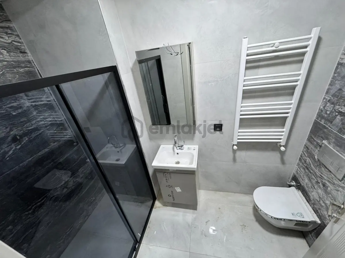 Edremit De 2+1 Sıfır Evebeyn Banyolu Satılık Daire - 8