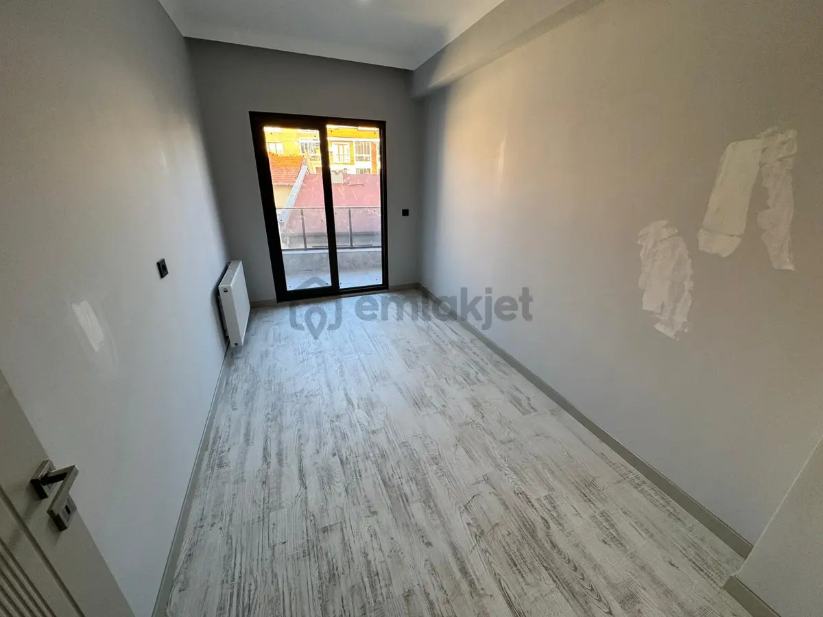Edremit De 2+1 Sıfır Evebeyn Banyolu Satılık Daire - 22