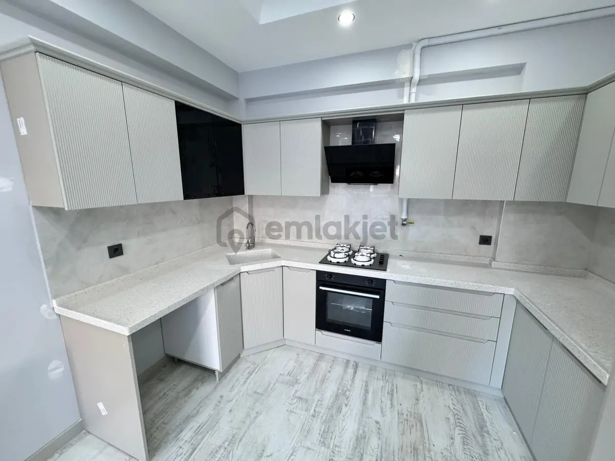 Edremit De 2+1 Sıfır Evebeyn Banyolu Satılık Daire - 30