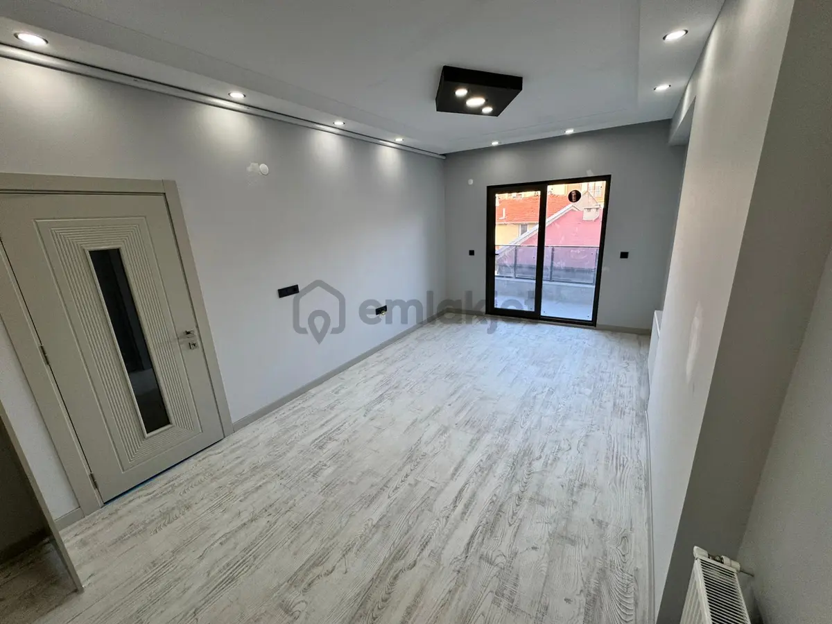 Edremit De 2+1 Sıfır Evebeyn Banyolu Satılık Daire - 27