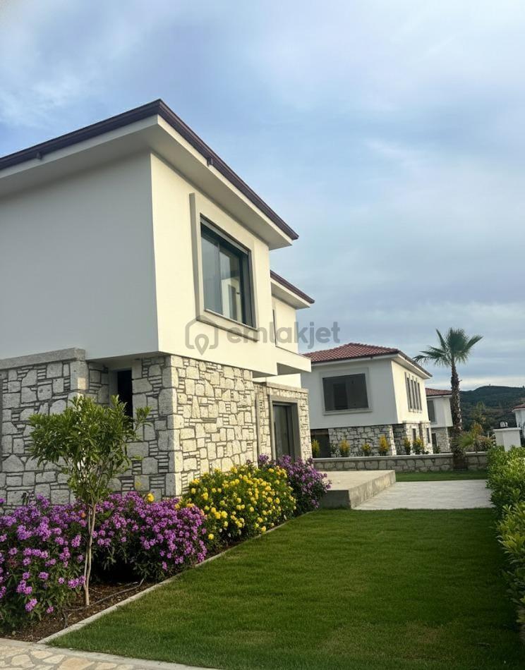Seferihisar'da Butik Sitede Müstakil Yaşam - 2