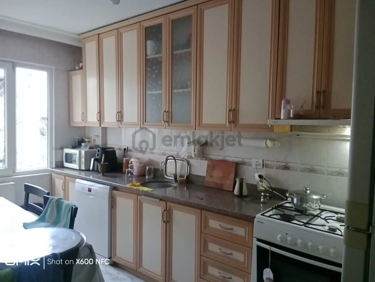 Aydın Nazilli Yeni Mahallede Satılık 3 Katlı Bina - 25