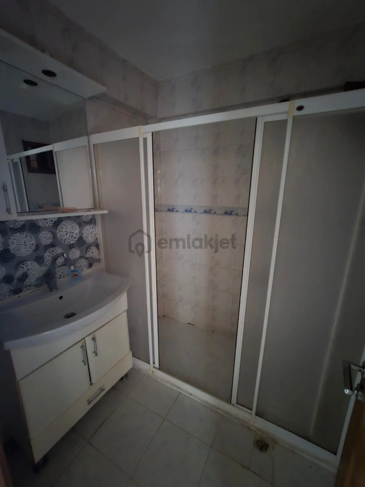 Uyanış Mahallesi'nde Yapılı Orta Kat 3+1 Daire! - 18