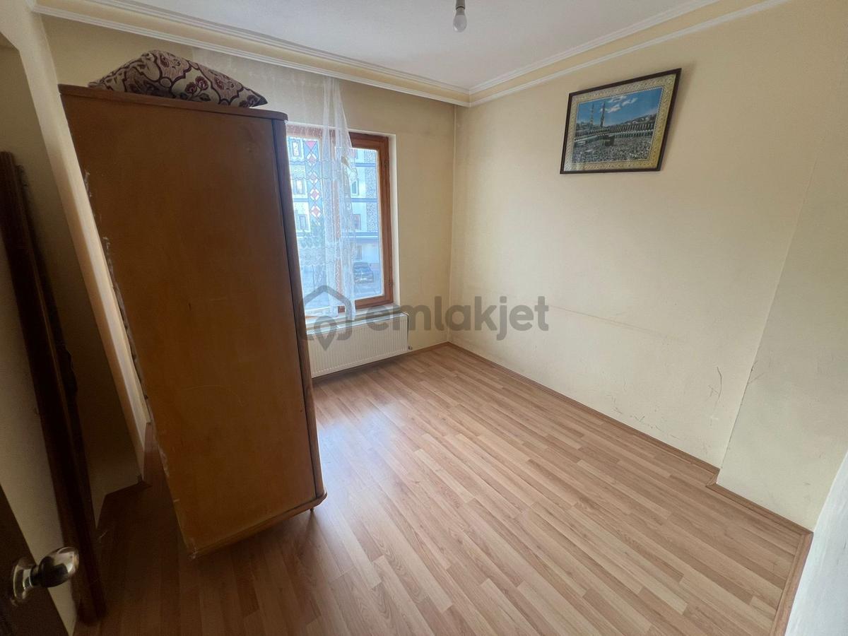 Kanuni Mahallesi'nde Ön Cephe 3+1 Daire! - 13