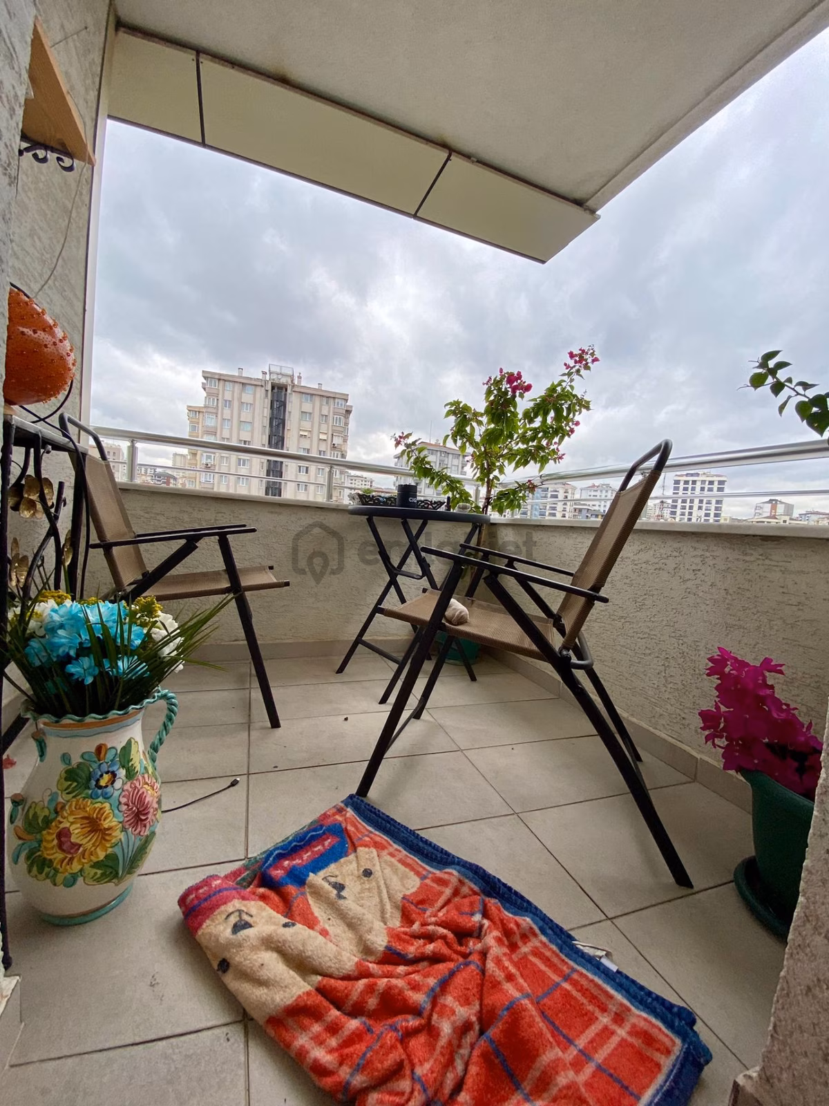 Altıntepede 5 Yıllık Binada Minibüse 1 Dk Geniş M2 3+1 - 32