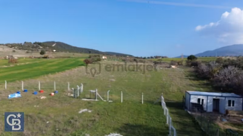 Şehitkemalde 273m2 Yolu Olan Tarla - 9