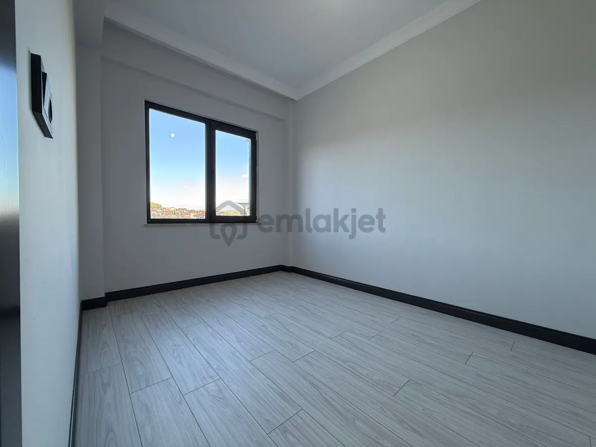 Satılık Ultra Lüks Ara Kat 2+1 ( Ön Cephe ) - 20