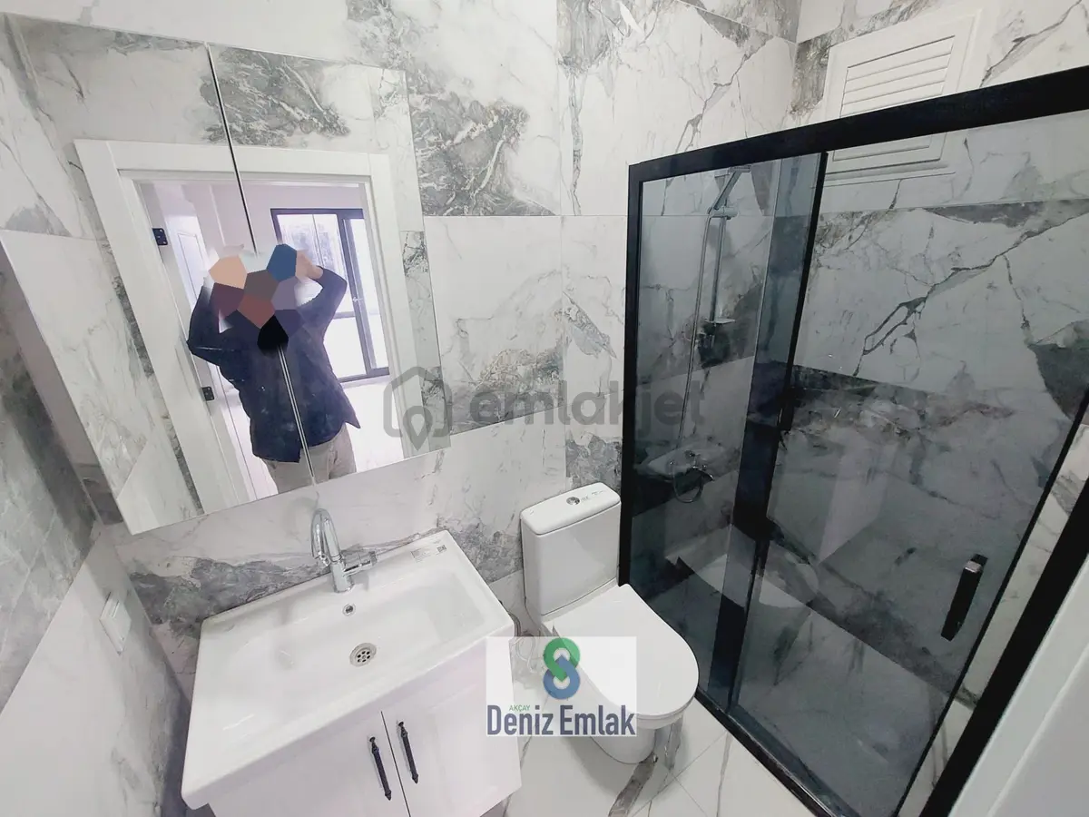 Denizden Akçayda Kapalı Mutfak Arakat Ebeveynli Satılık 2+1 Daire. - 30