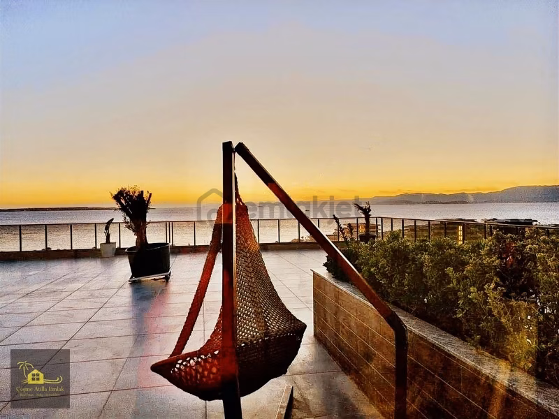 Çeşme'de Satılık Ful Deniz Manzaralı Daire Residence - 13