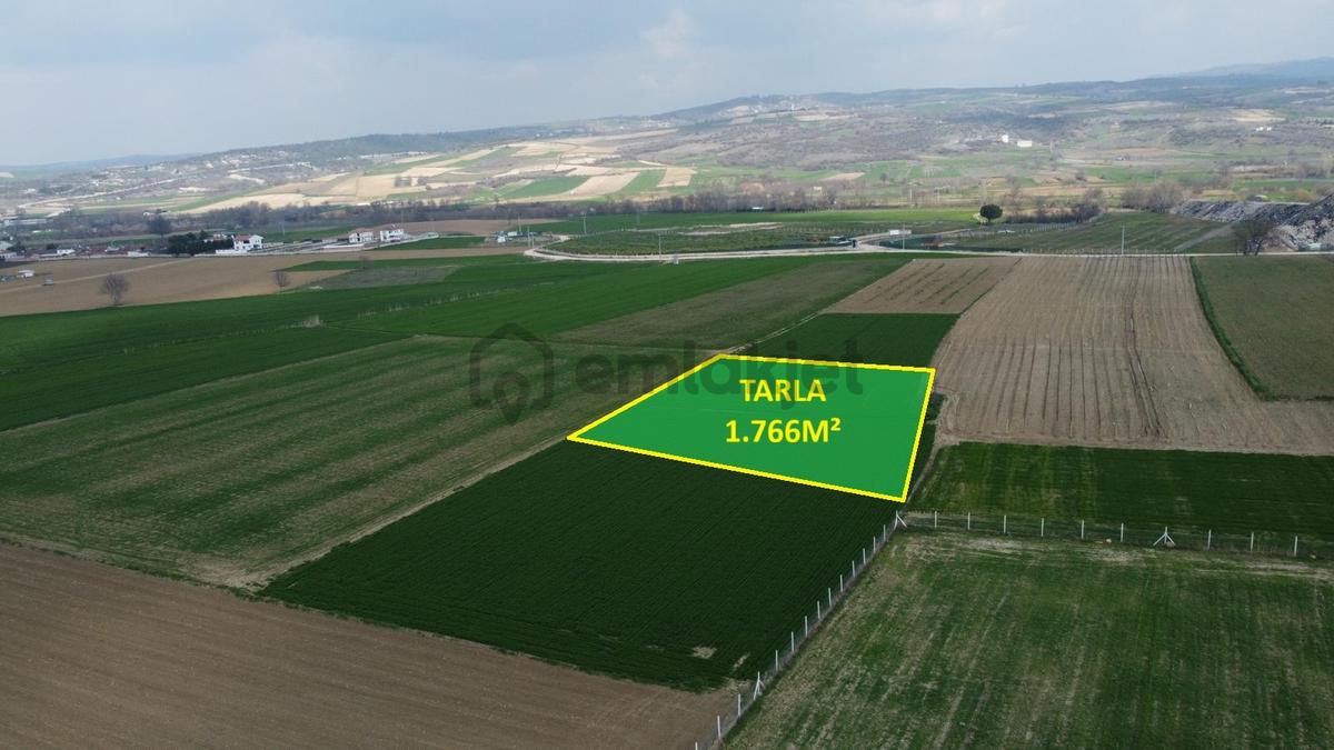 Ulucan'dan İnegöl Kulaca'da Satılık Mükemmel Tarla - 9