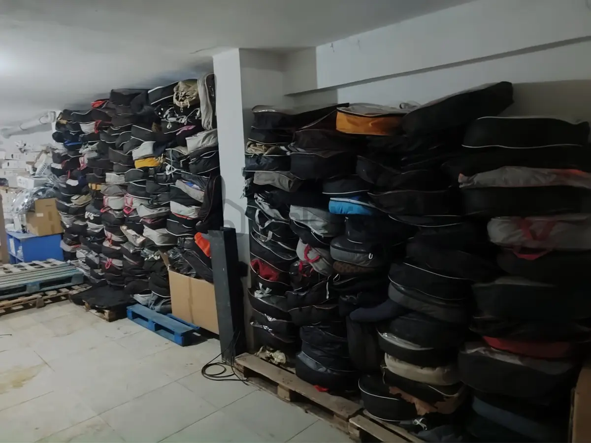 Devren Kiralık Oto Aksesuar Yıkama Ofis - 12