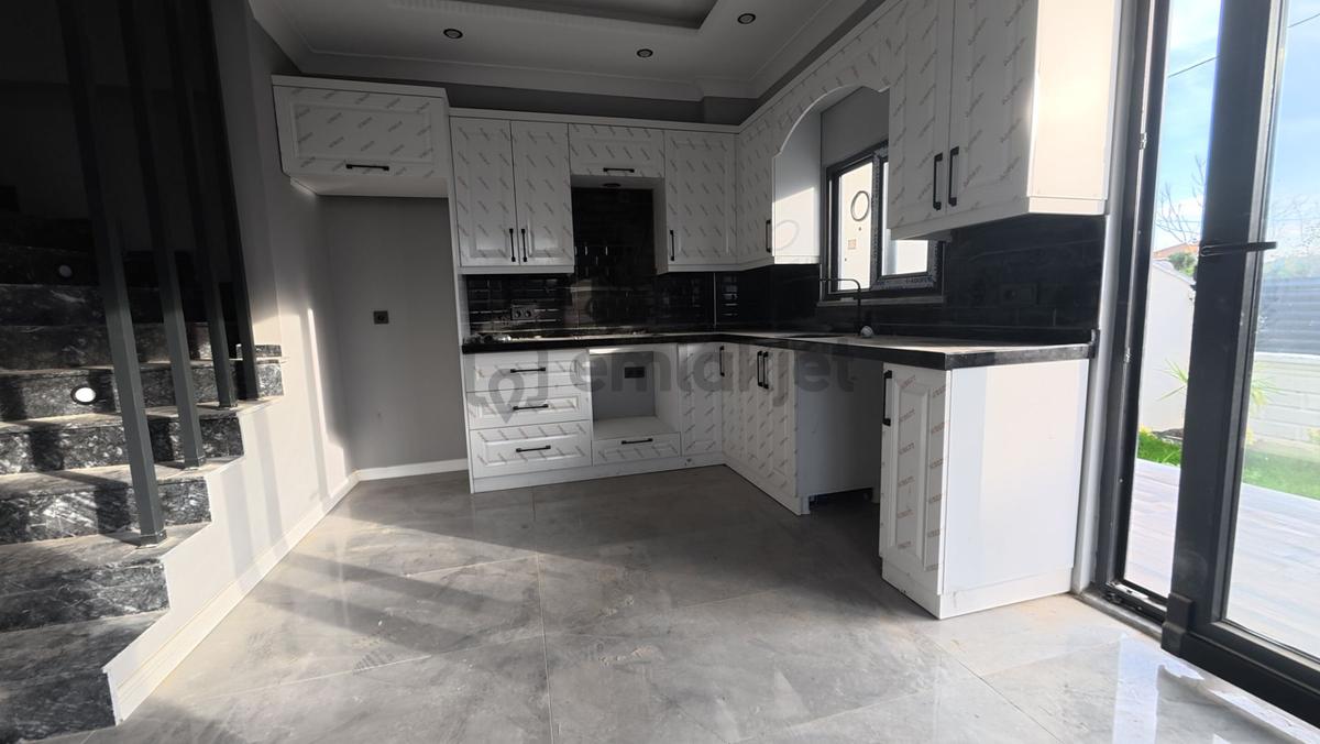 Kocaali’de Satılık Modern Mimarili 3+1 Villa - 8