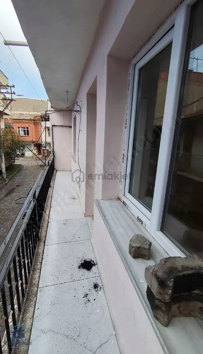 Kervan Yolu Dibinde Full Tadilatlı 2 Katlı Satılık Müstakil - 10